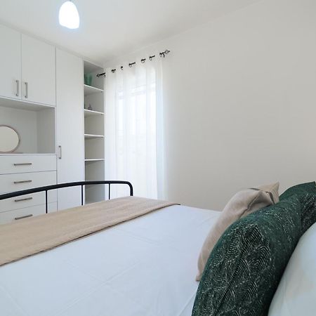 Oikies Luxury Apartments With Private Free Parking Area Ágios Nikolaos Exterior foto