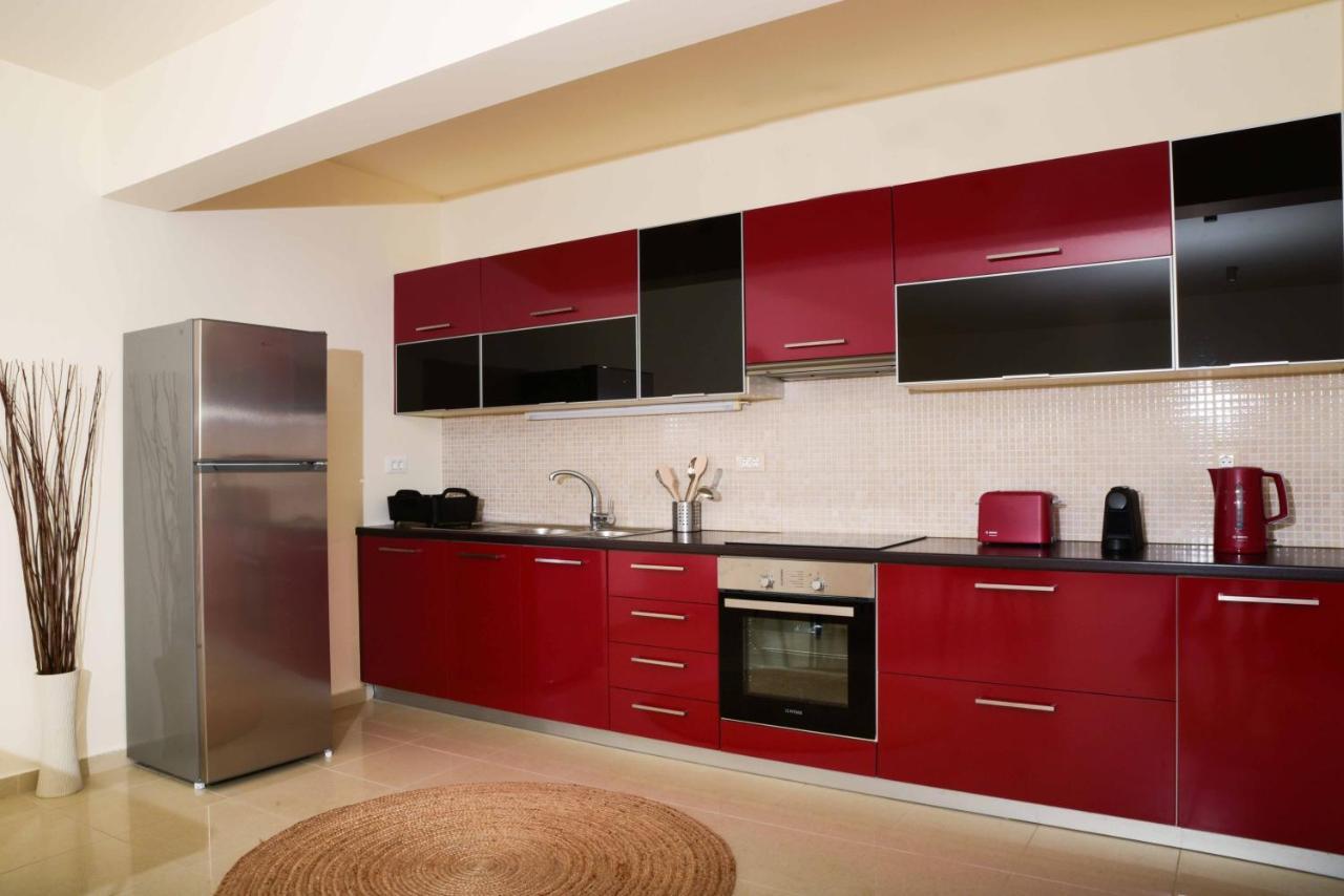 Oikies Luxury Apartments With Private Free Parking Area Ágios Nikolaos Exterior foto