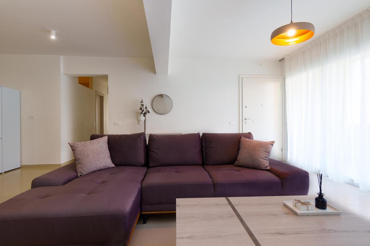 Oikies Luxury Apartments With Private Free Parking Area Ágios Nikolaos Exterior foto