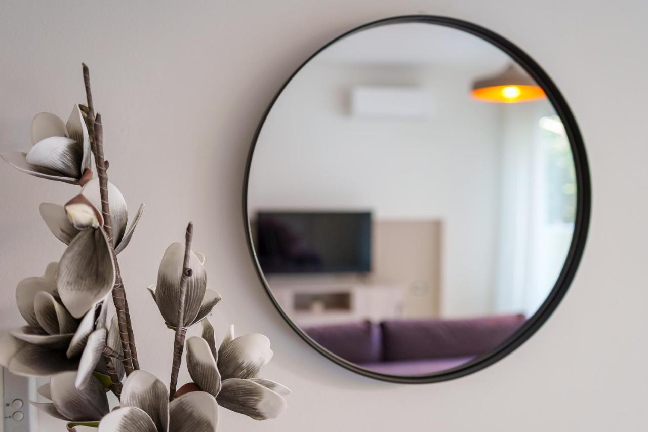 Oikies Luxury Apartments With Private Free Parking Area Ágios Nikolaos Exterior foto